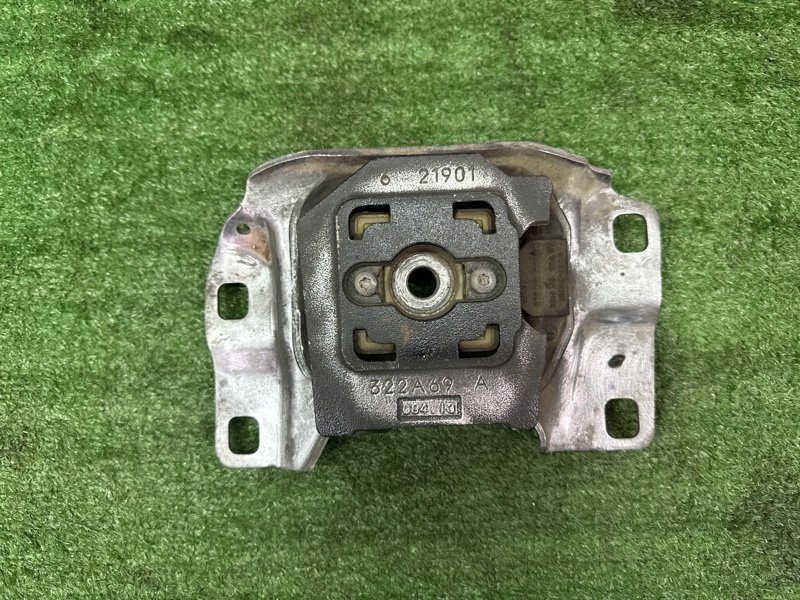 Подушка АКПП Ford Kuga 2013 SUV