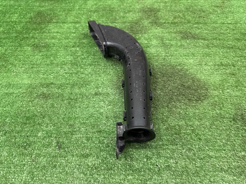 Воздухозаборник Ford Kuga 2013 SUV