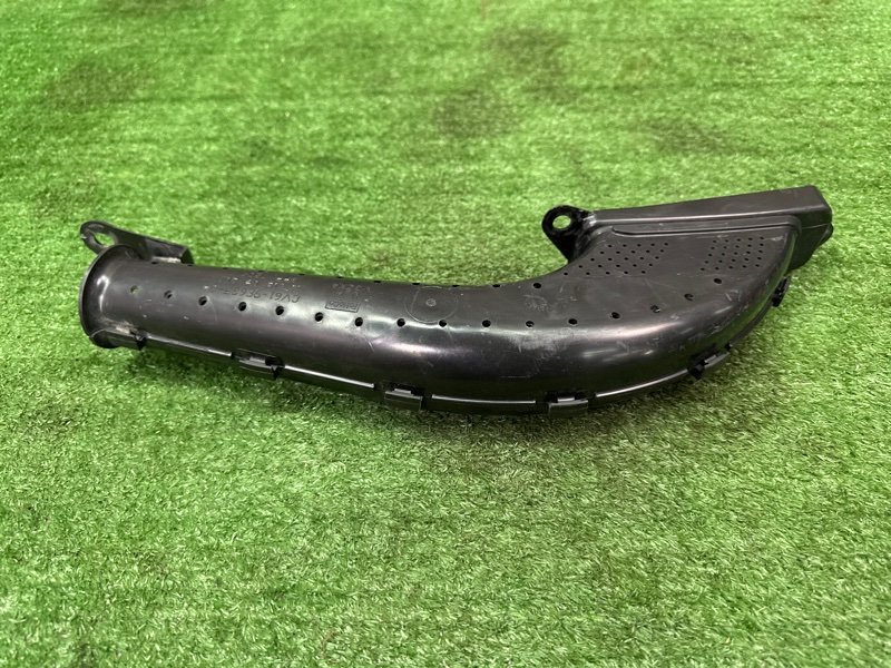 Воздухозаборник Ford Kuga 2013 SUV