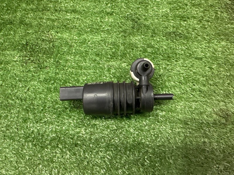 Насос омывателя Ford Kuga 2013 SUV