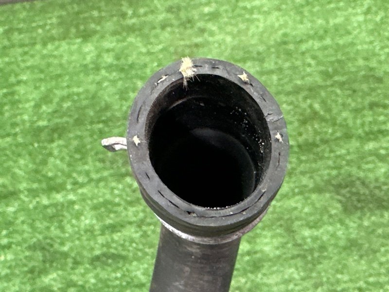 Патрубок охлаждения Ford Kuga 2013 SUV