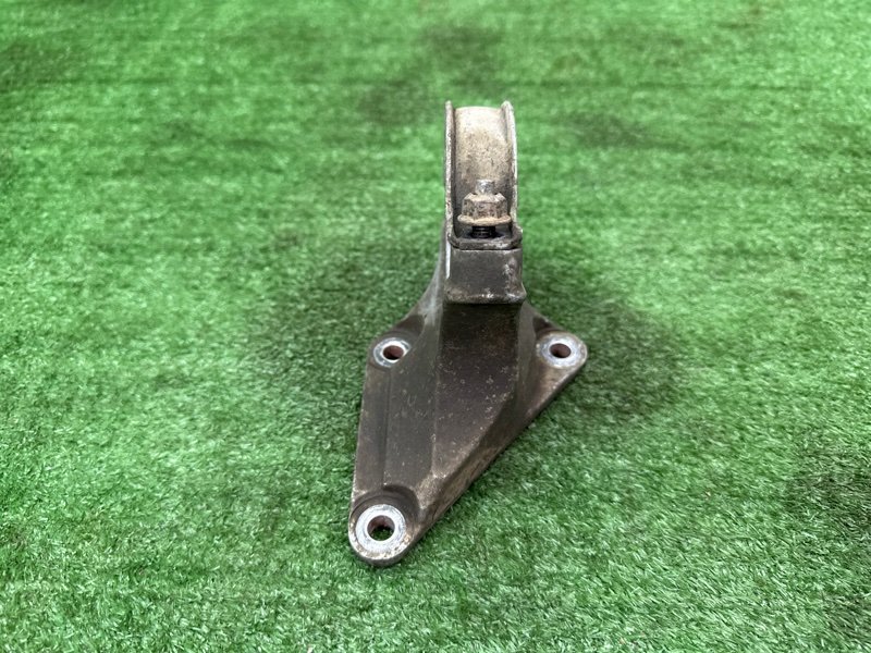 Кронштейн промежуточного вала Ford Kuga 2013 SUV