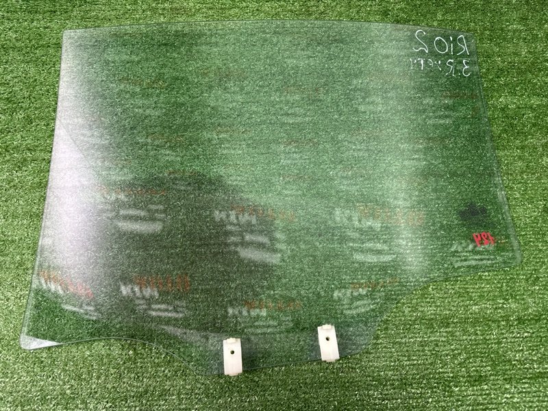 Стекло двери Kia Rio 2