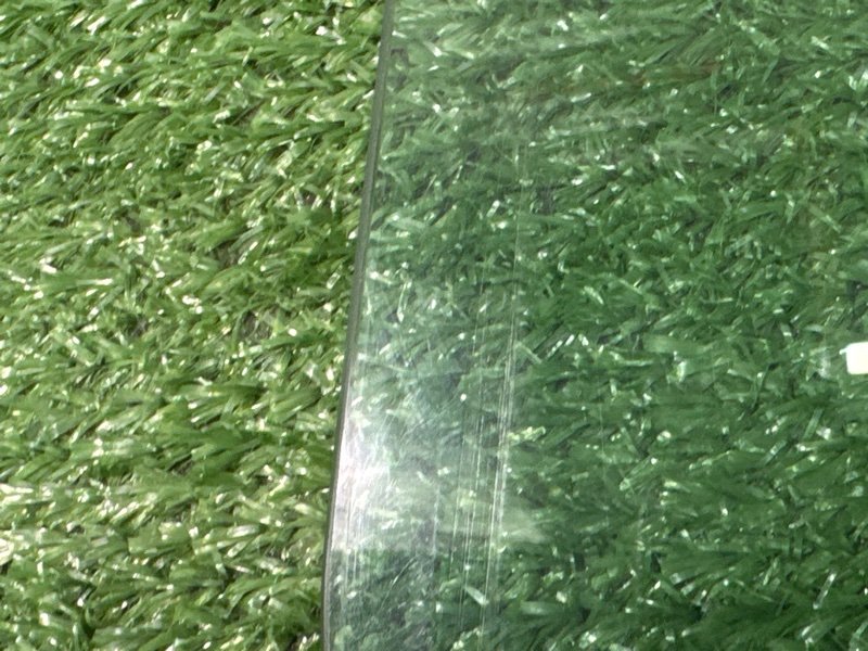 Стекло двери Ford Focus 2