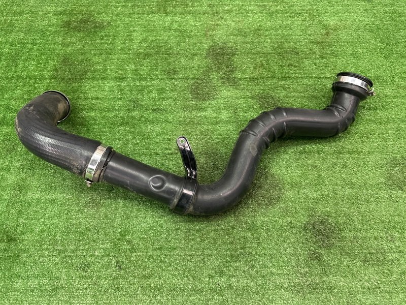 Патрубок интеркулера Ford Kuga 2013 SUV