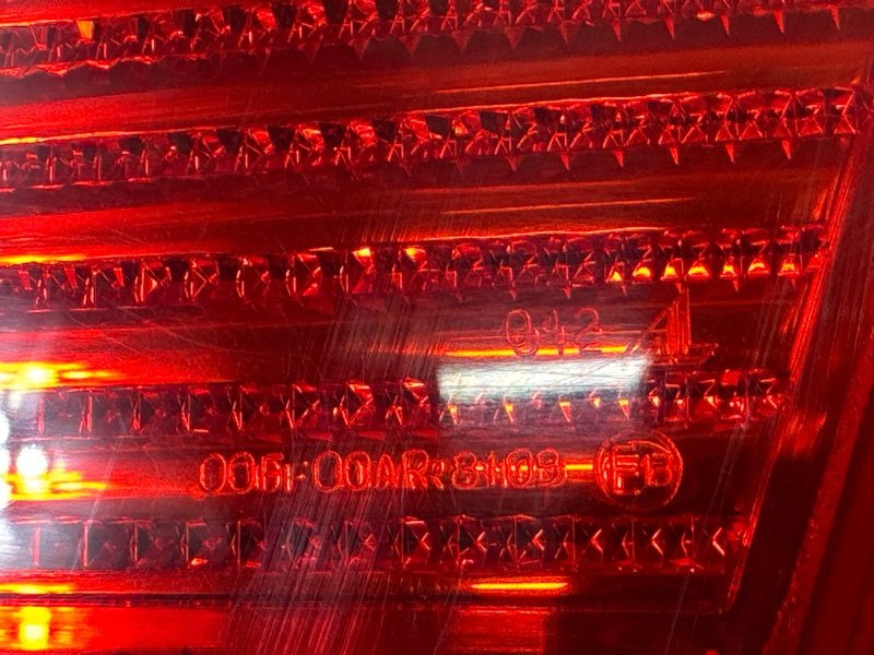 Фонарь в крышку багажника Fiat Albea