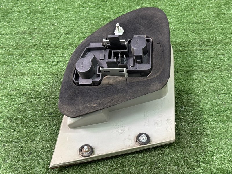 Фонарь в крышку багажника Fiat Albea