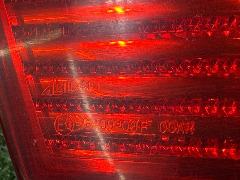 Фонарь в крышку багажника Fiat Albea