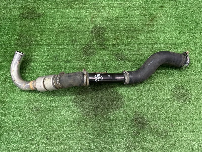 Патрубок интеркулера Ford Kuga 2013 SUV