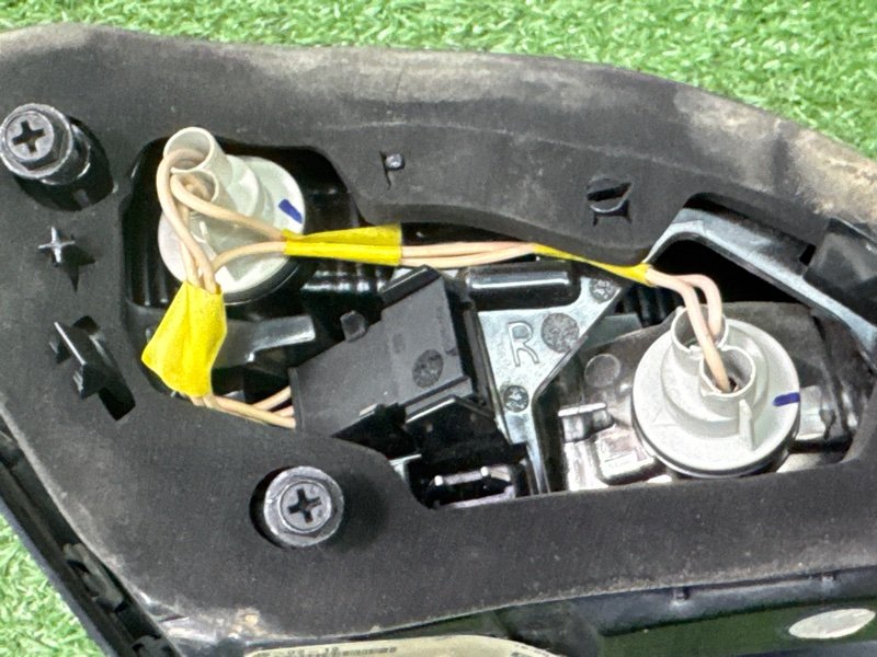 Фонарь в крышку багажника Opel Astra GTC