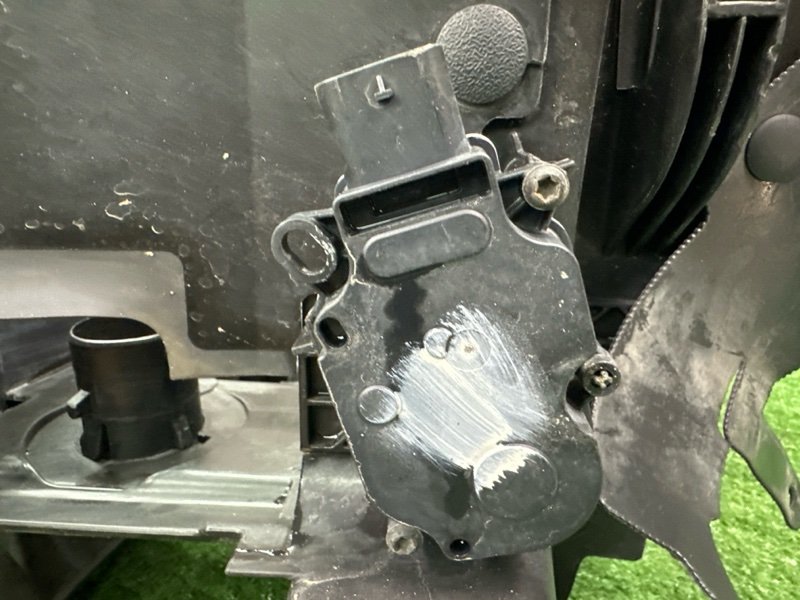 Жалюзи радиатора Ford Kuga 2013 SUV