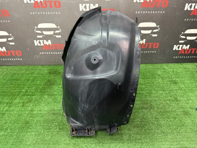 Подкрылок Ford Kuga 2013 SUV