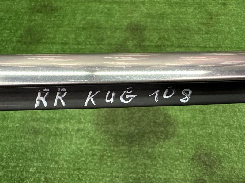 Уплотнитель стекла наружный(Бархотка) Хром Ford Kuga 2013 SUV