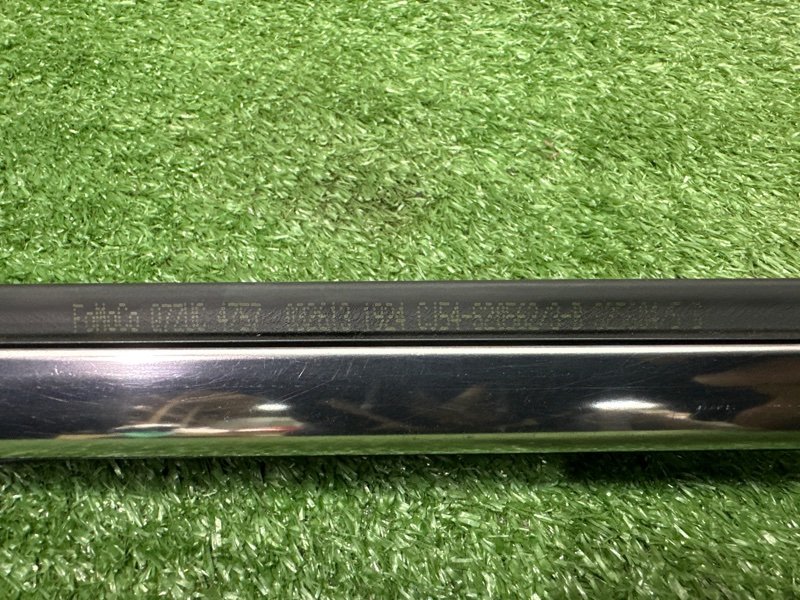 Уплотнитель стекла наружный(Бархотка) Хром Ford Kuga 2013 SUV