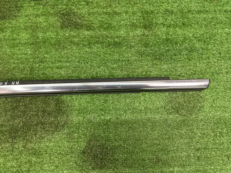 Уплотнитель стекла наружный(Бархотка) Хром Ford Kuga 2013 SUV