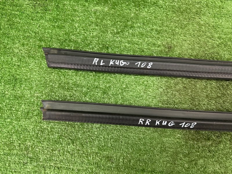 Уплотнитель стекла(бархотка) внутренний Ford Kuga 2013 SUV