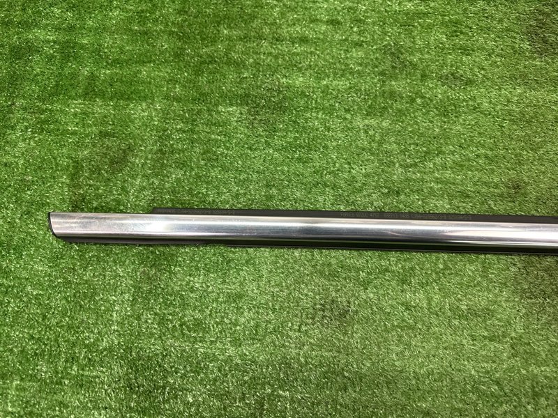 Уплотнитель стекла наружный(Бархотка) Хром Ford Kuga 2013 SUV