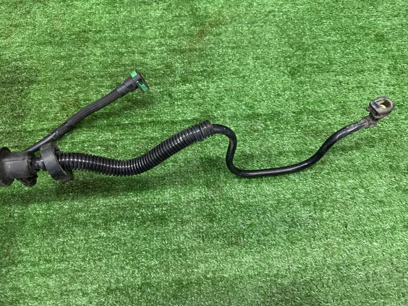 Клапан адсорбера Ford Kuga 2013 SUV