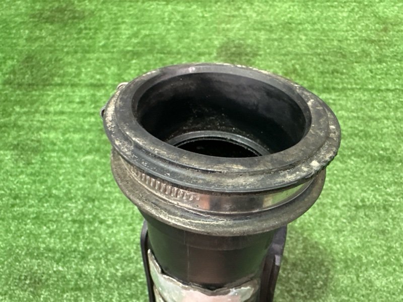 Патрубок воздушного фильтра Ford Kuga 2013 SUV