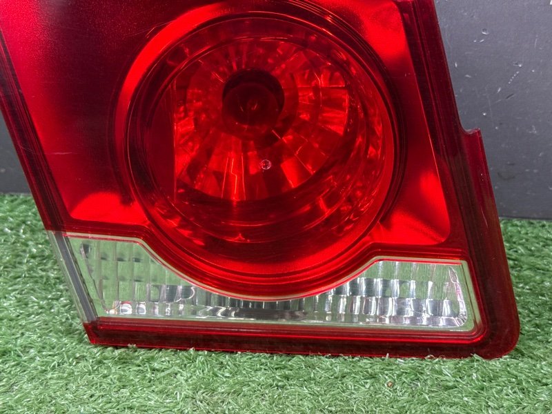 Фонарь в крышку багажника Chevrolet Cruze