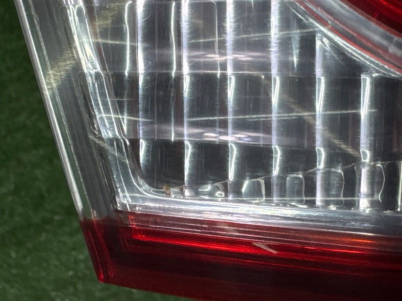 Фонарь в крышку багажника Chevrolet Cruze