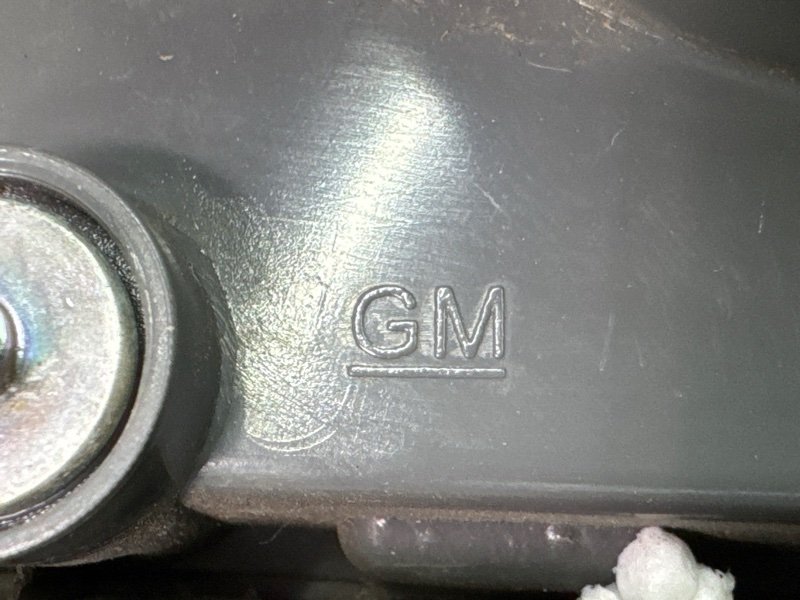 Фонарь в крышку багажника Chevrolet Cruze