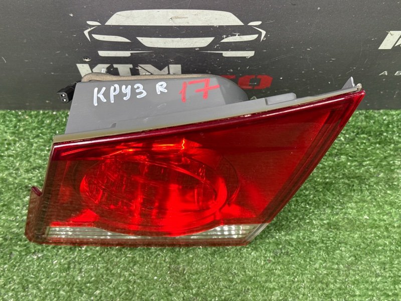 Фонарь в крышку багажника Chevrolet Cruze