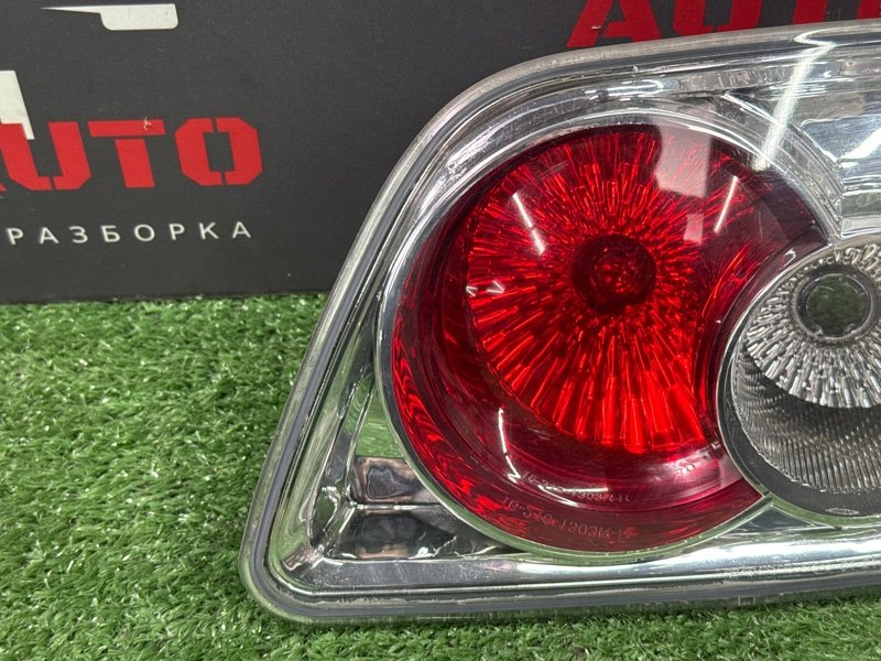 Фонарь в крышку багажника mazda mazda 6