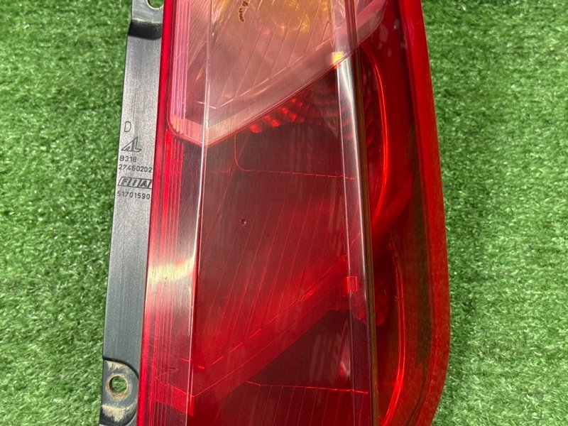 Фонарь в крыло Fiat Punto