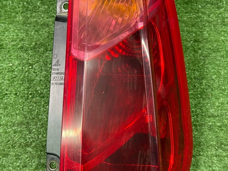 Фонарь в крыло Fiat Punto