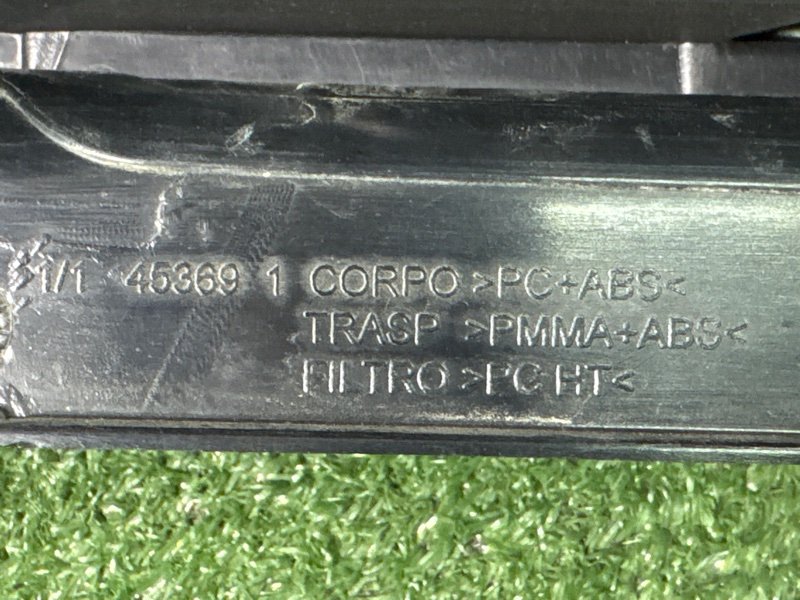 Фонарь в крыло Fiat Punto