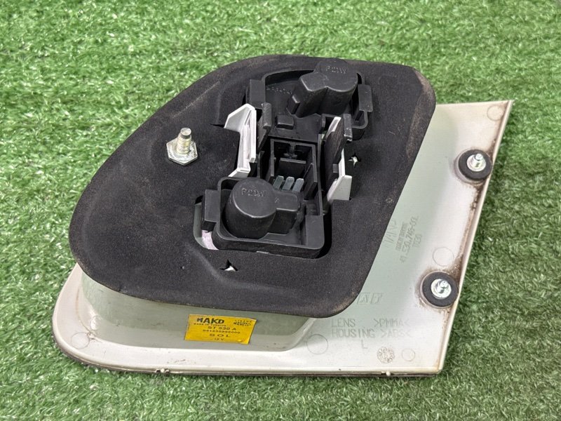 Фонарь в крышку багажника Fiat Albea