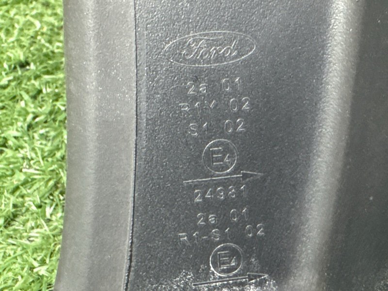 Фонарь в крыло Ford Fiesta