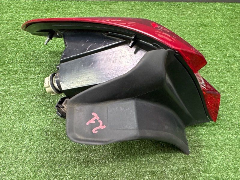 Фонарь в крыло Ford Fiesta