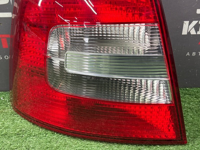 Фонарь в крыло Skoda Octavia A5