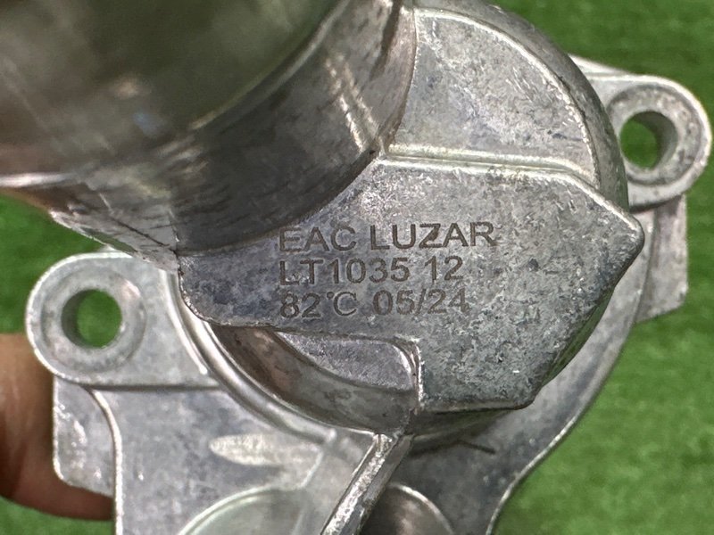 Корпус термостата Ford Kuga 2013 SUV