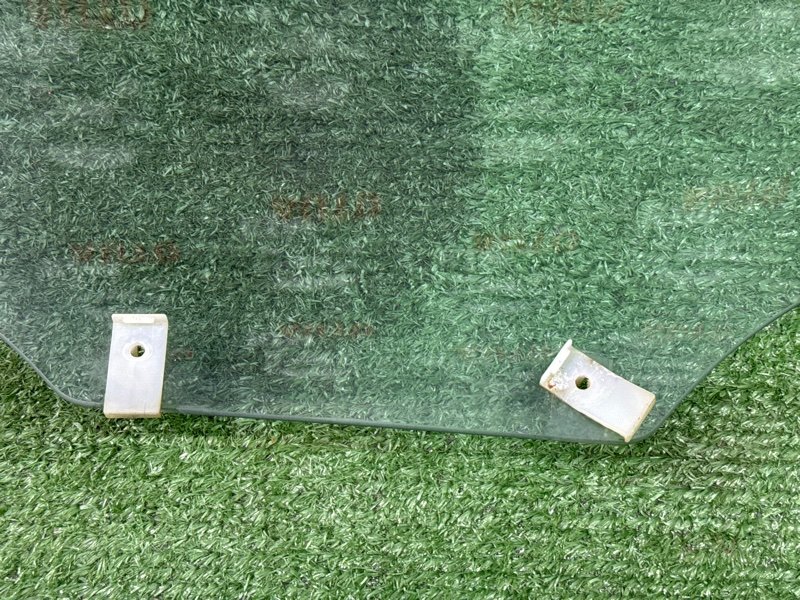 Стекло двери Chevrolet Lacetti