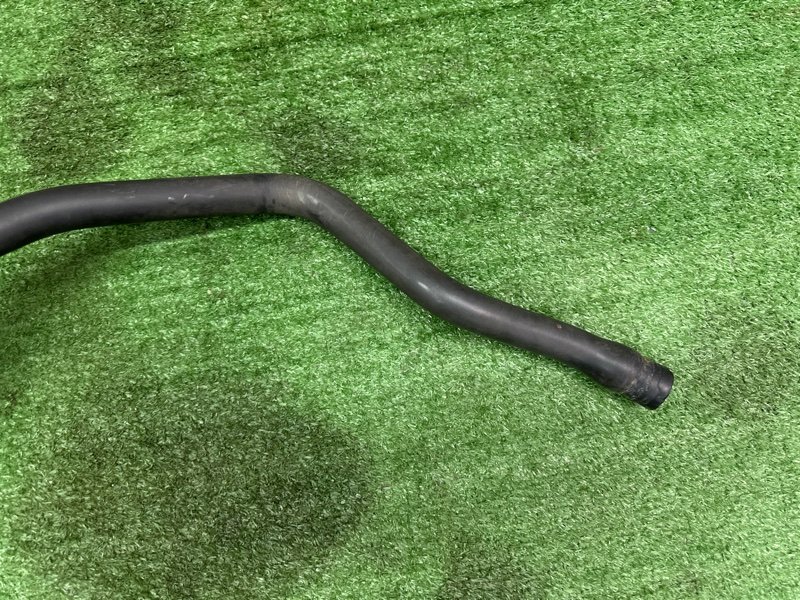 Шланг расширительного бачка Ford Kuga 2013 SUV