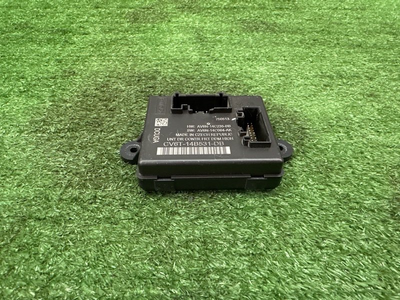 Блок комфорта двери Ford Kuga 2013 SUV