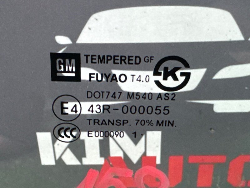 Стекло двери Chevrolet Orlando