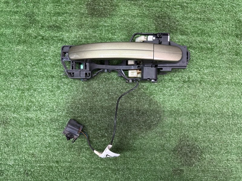 Ручка двери наружная в сборе Ford Kuga 2013 SUV