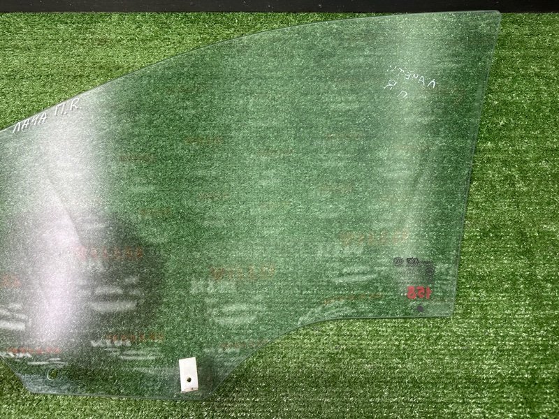 Стекло двери Chevrolet Lacetti