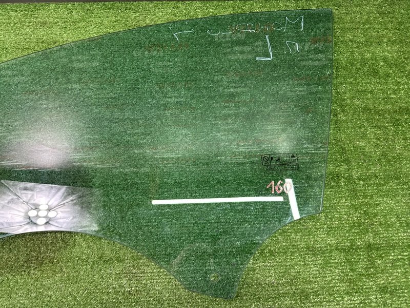 Стекло двери Ford Mondeo 4