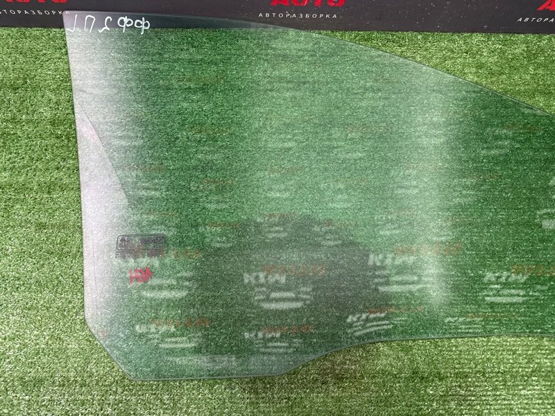 Стекло двери Ford Focus 2