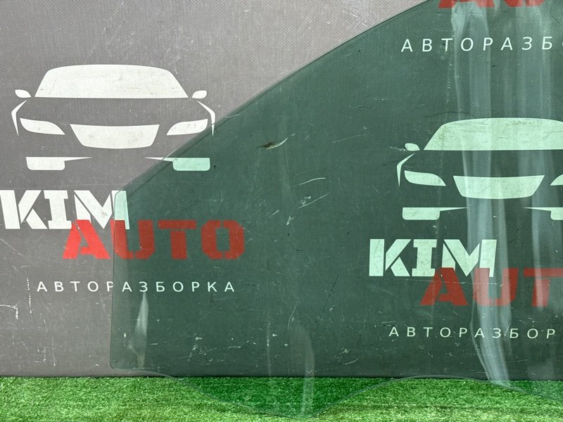 Стекло двери Renault Megane 2
