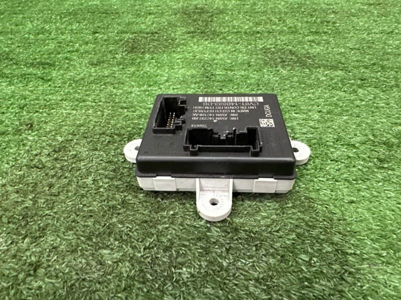 Блок комфорта двери Ford Kuga 2013 SUV