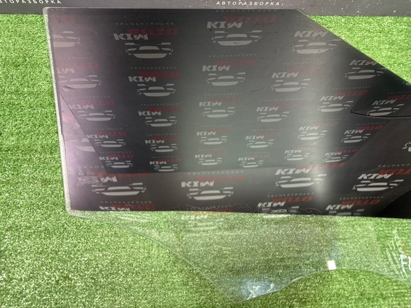Стекло двери Kia Soul 2014 SW