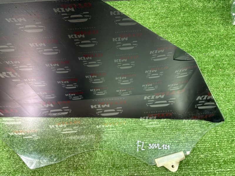 Стекло двери Kia Soul 2014 SW