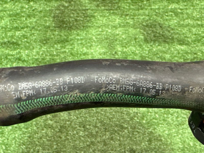 Патрубок картерных газов Ford Kuga 2013 SUV