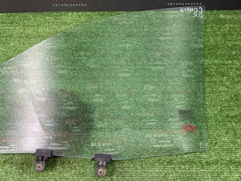 Стекло двери Hyundai Sonata 4